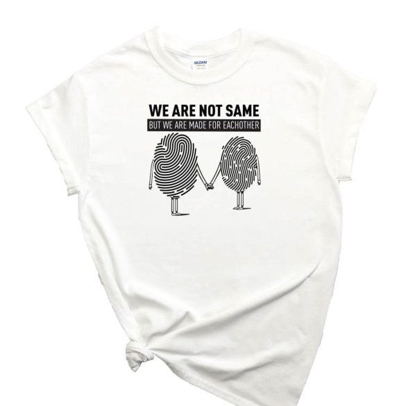 We are not same-egyedi-mintas-polo